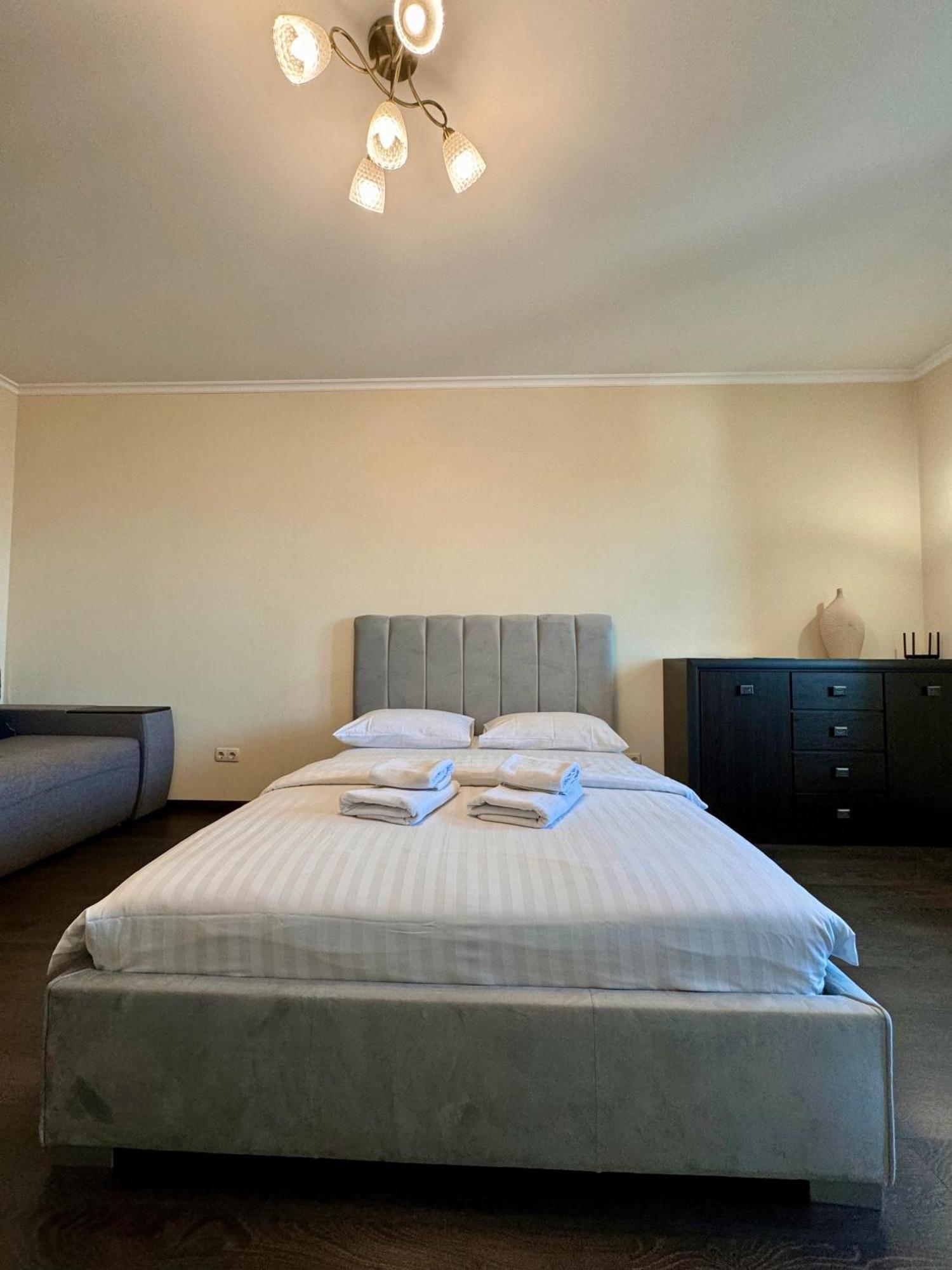 Apartpoltava Світлі Просторі Апартаменти 80М2 , 2-Окремі Кімнати, Новобудова Центр Чек Банківський Luaran gambar